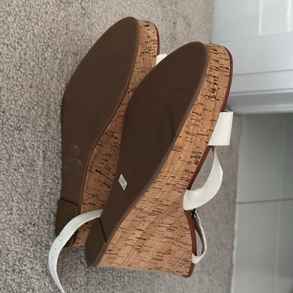 American Eagle White Strappy Wedge Sandals - Picture 9 of 15